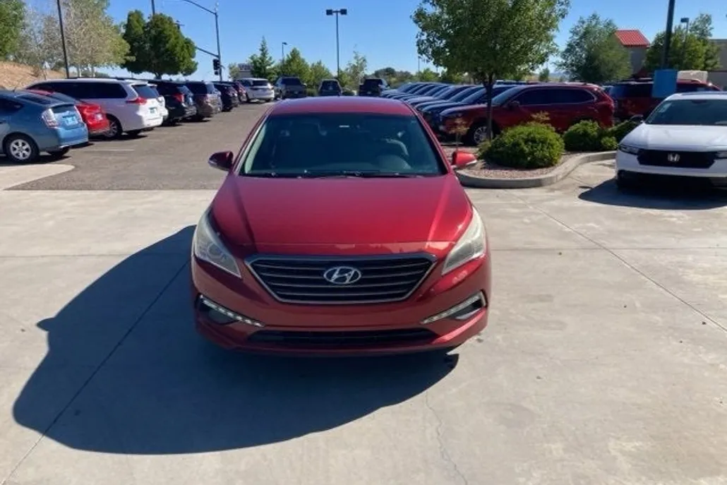 2015 Hyundai Sonata Limited photo 1