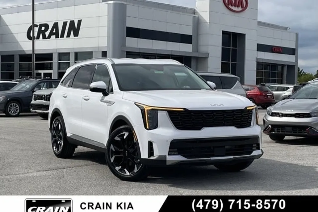 2025 Kia Sorento EX photo 1
