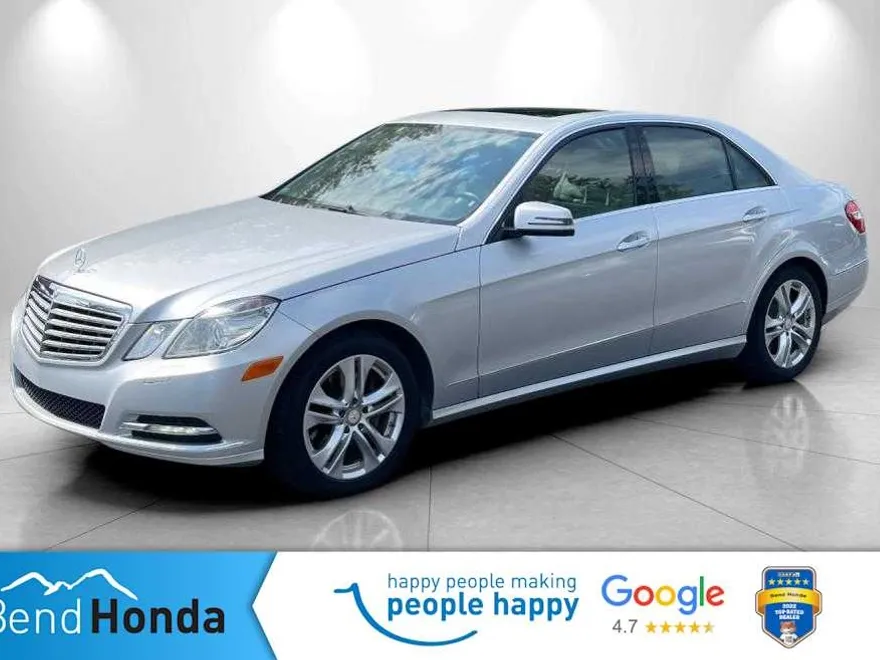 2011 Mercedes Benz E 350 4MATIC photo 1