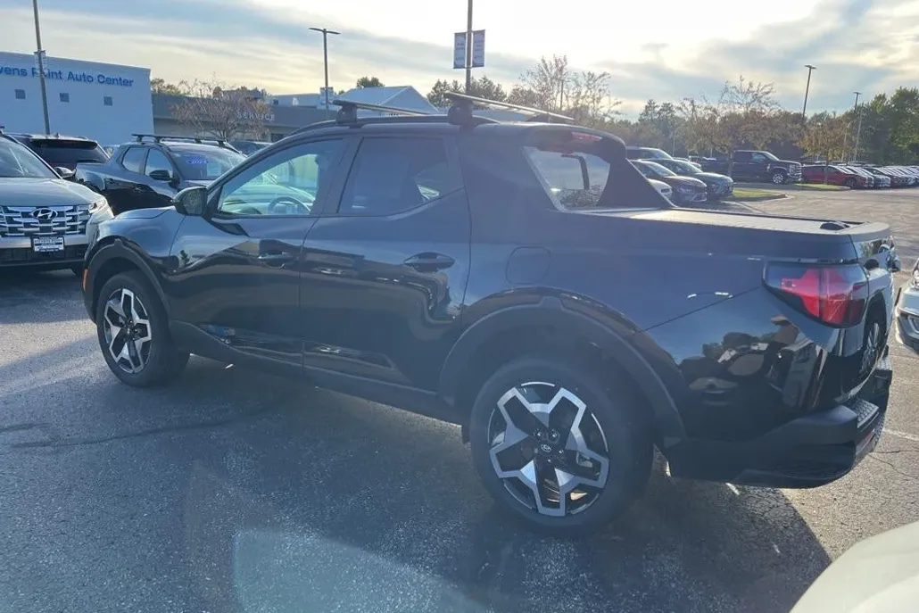 2024 Hyundai Santa Cruz Limited photo 1