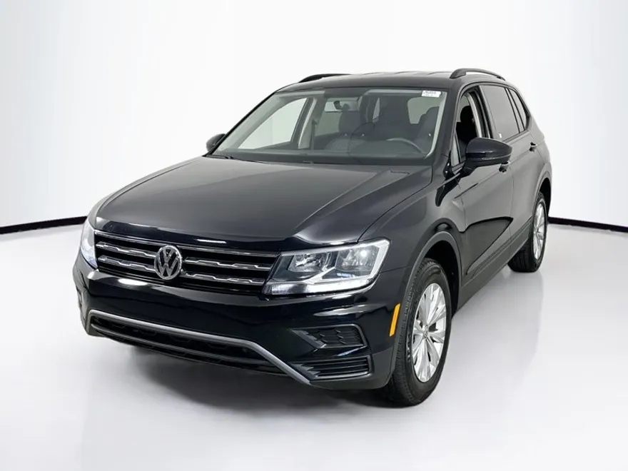 2020 Volkswagen Tiguan S photo 1