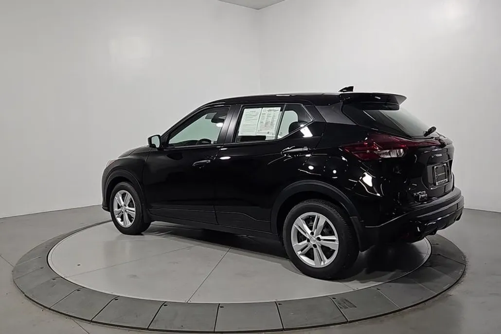 2024 Nissan Kicks S photo 1
