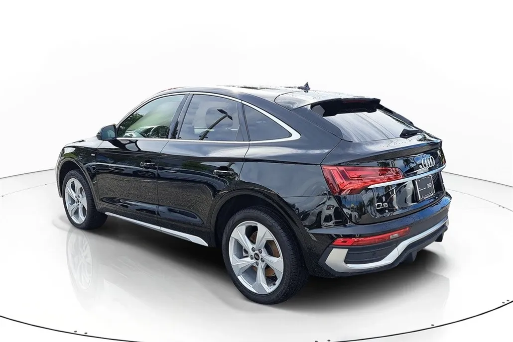 2024 Audi Q5 Sportback 45 S line Premium Plus photo 1
