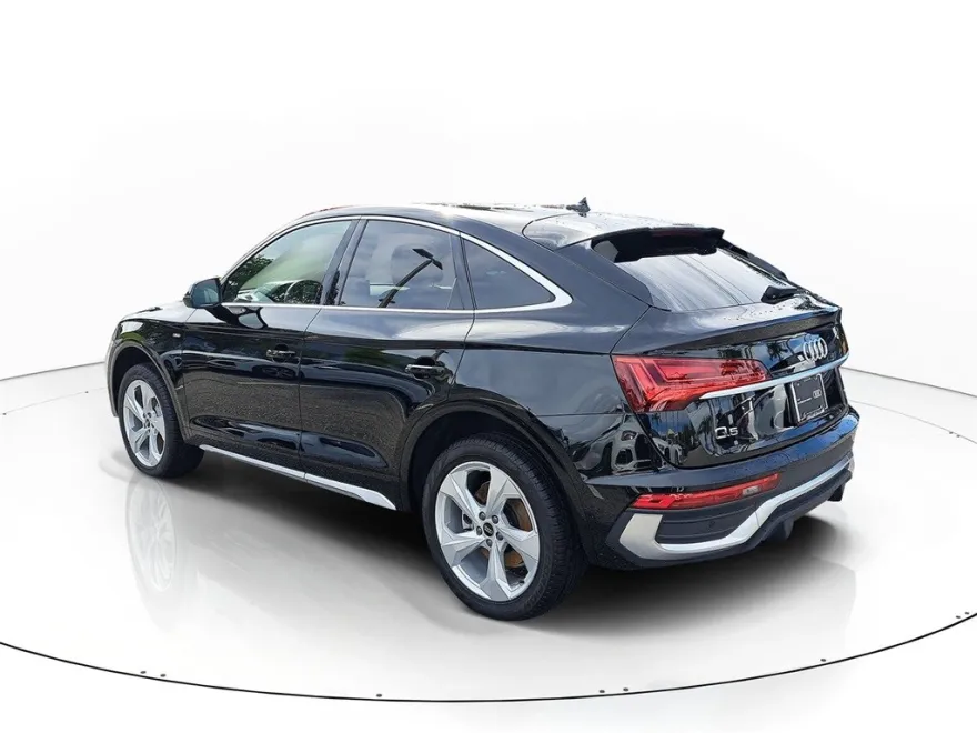 2024 Audi Q5 Sportback 45 S line Premium Plus photo 1