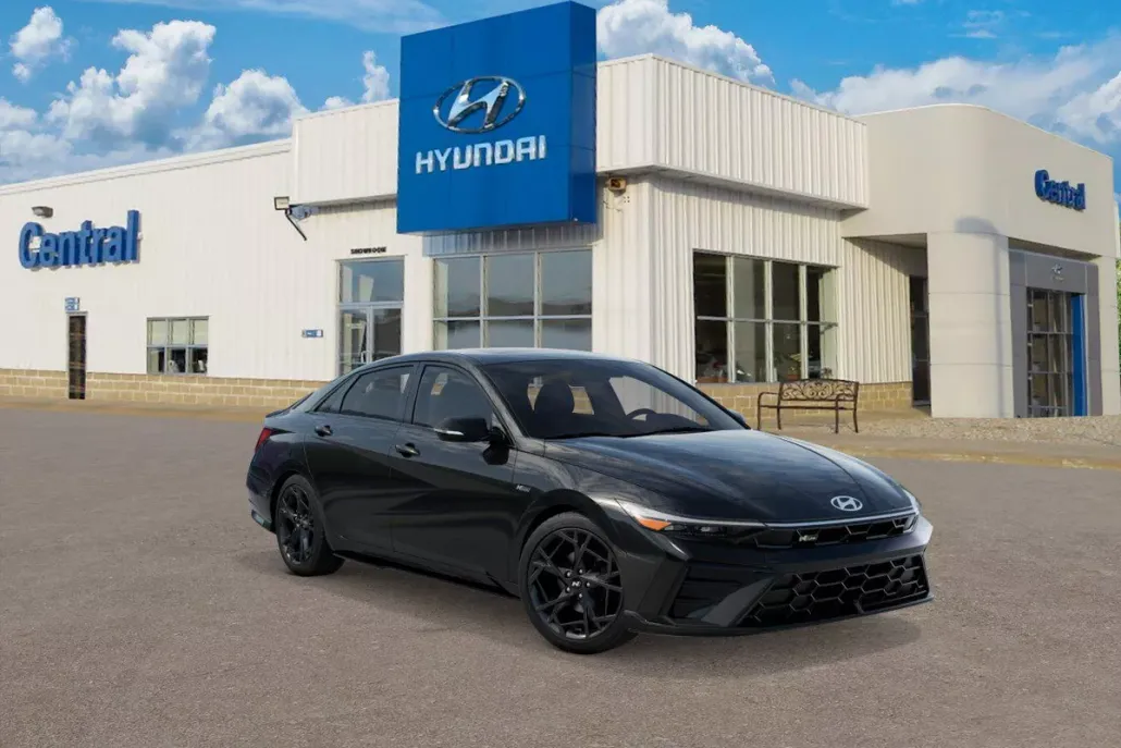 2025 Hyundai Elantra N Line photo 1