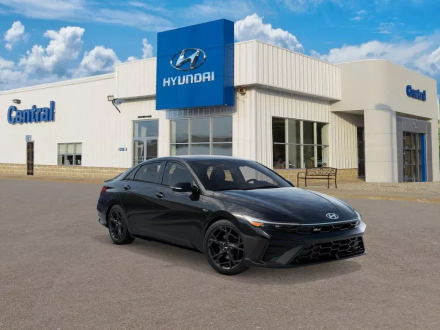 2025 Hyundai Elantra N Line photo 1