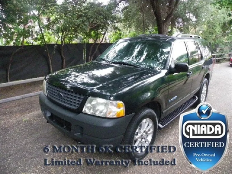 2004 Ford Explorer XLS photo 1