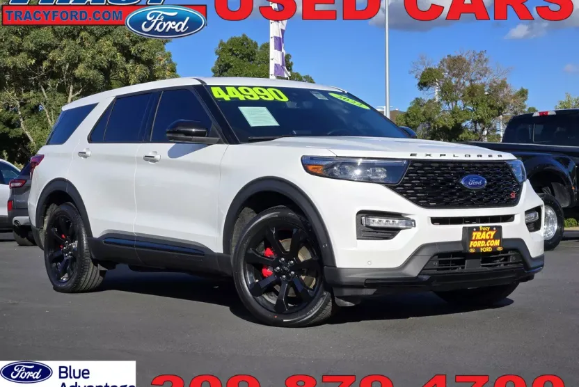 2022 Ford Explorer ST photo 1