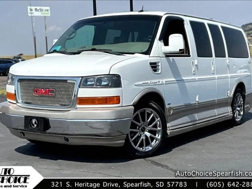 2011 Gmc Savana Cargo photo 1