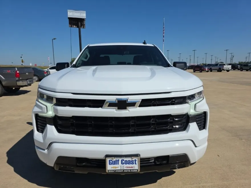 2023 Chevrolet Silverado 1500 RST photo 1