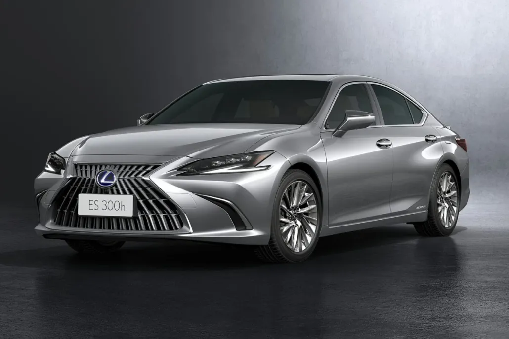 2022 Lexus ES 300h photo 1