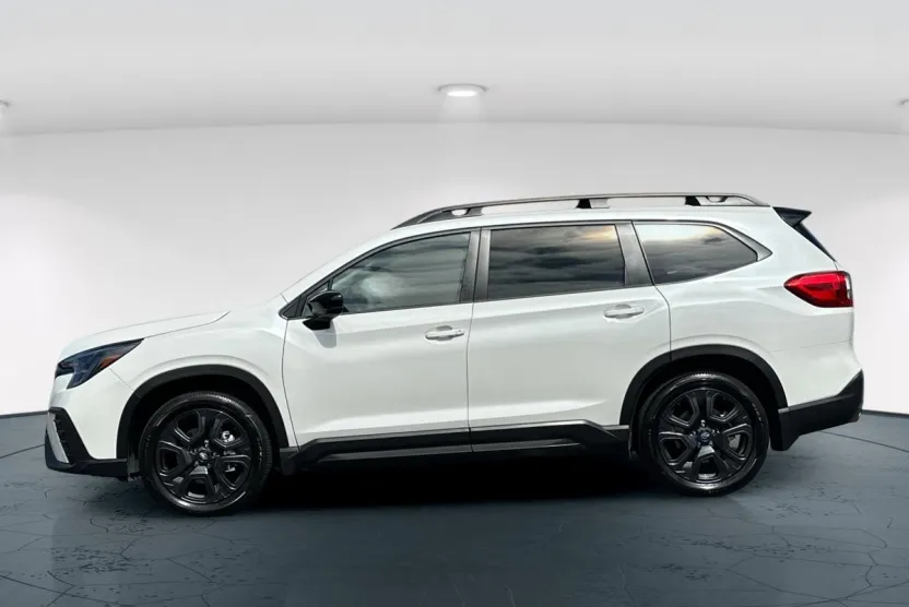 2024 Subaru Ascent Onyx Edition photo 1