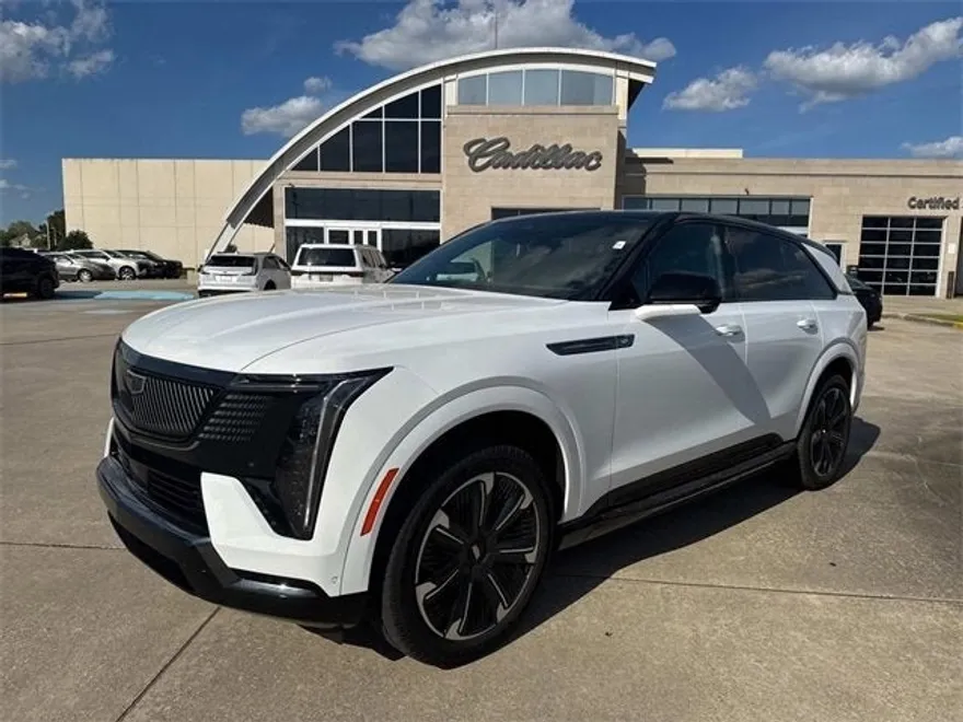 2025 Cadillac Escalade IQ Sport photo 1