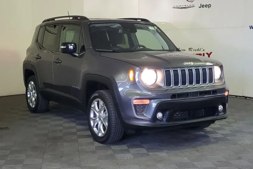 2023 Jeep Renegade Limited photo 1