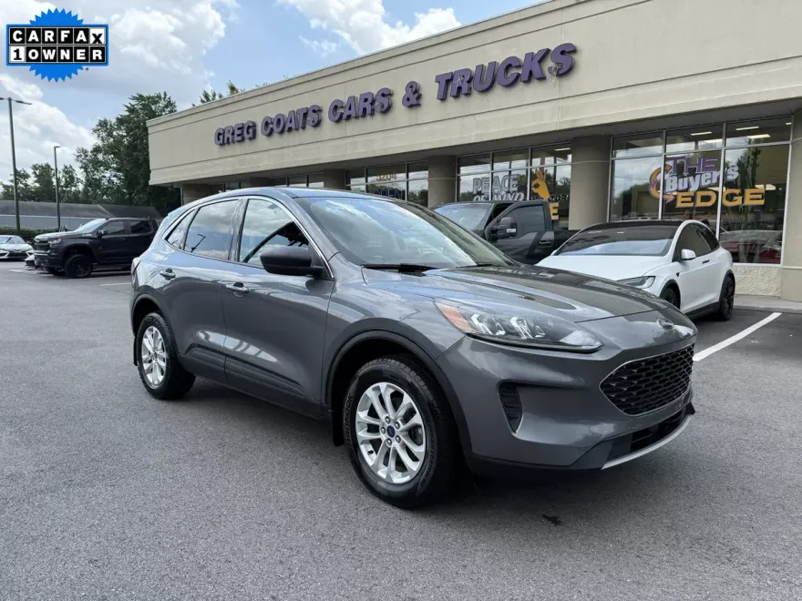 2022 Ford Escape SE photo 1
