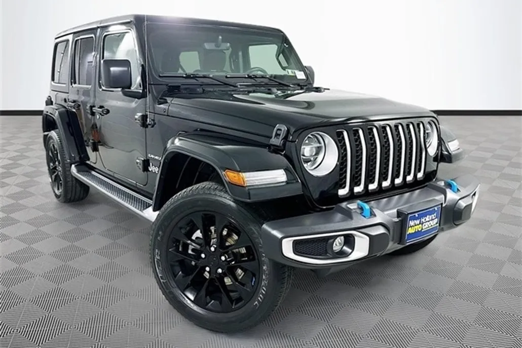 2022 Jeep Wrangler Unlimited Sahara 4xe photo 1