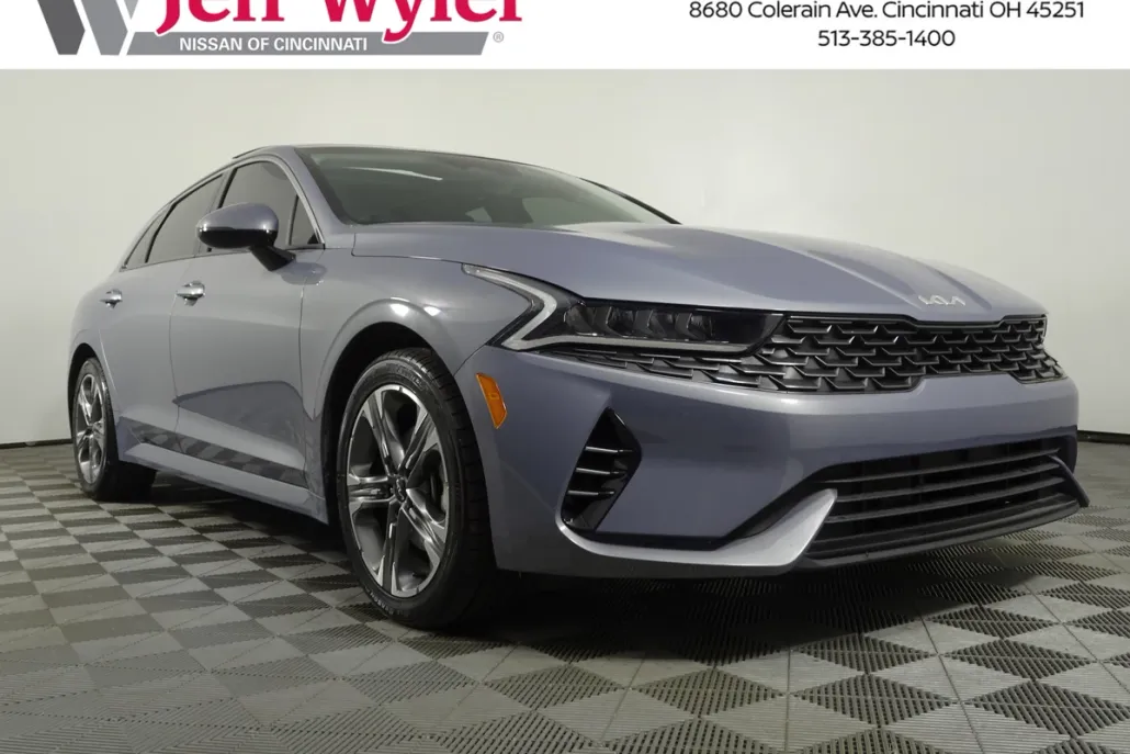 2024 Kia K5 EX photo 1
