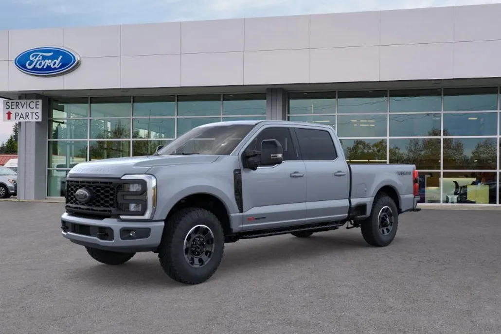 2025 Ford F-350 Lariat photo 1