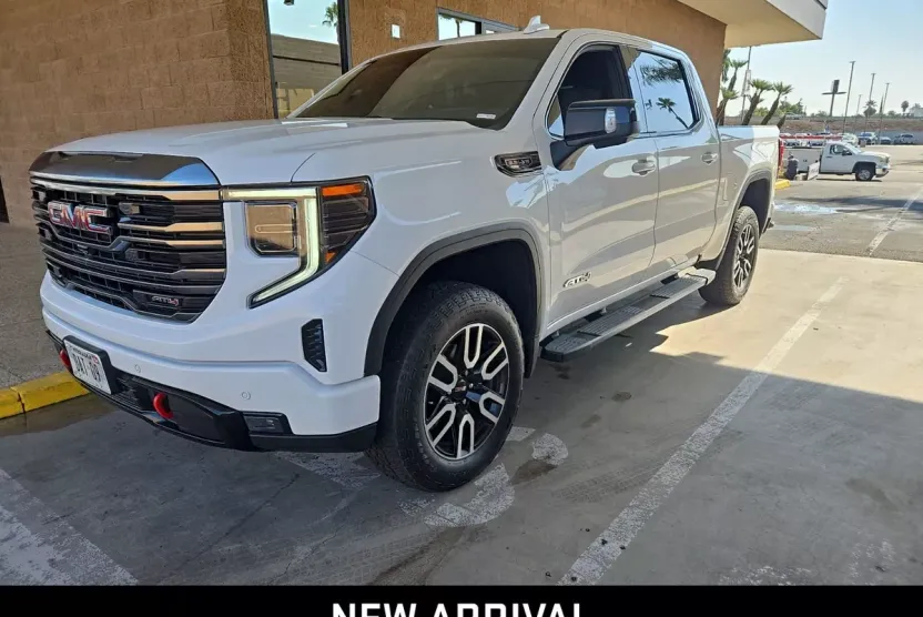 2023 Gmc Sierra 1500 AT4 photo 1