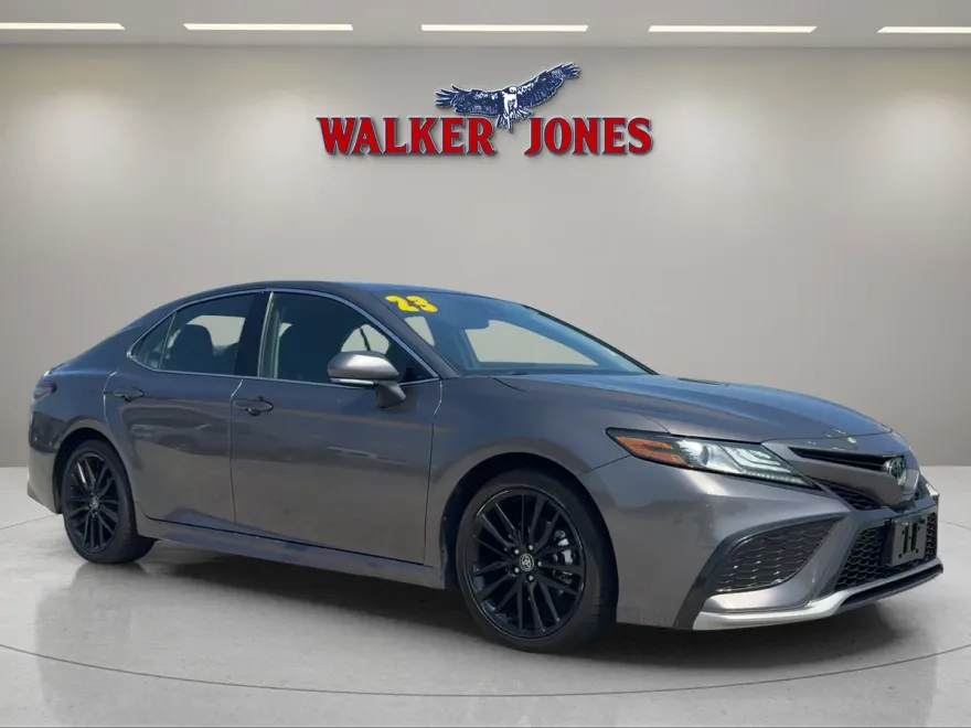 2023 Toyota Camry XSE photo 1