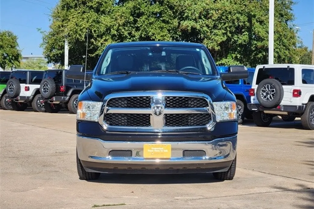 2023 Ram 1500 Classic SLT photo 1