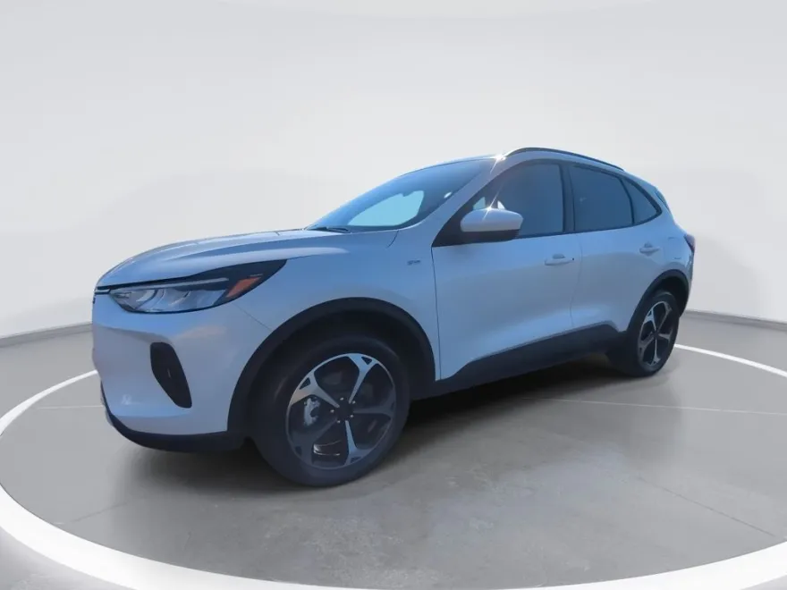 2025 Ford Escape ST-Line photo 1