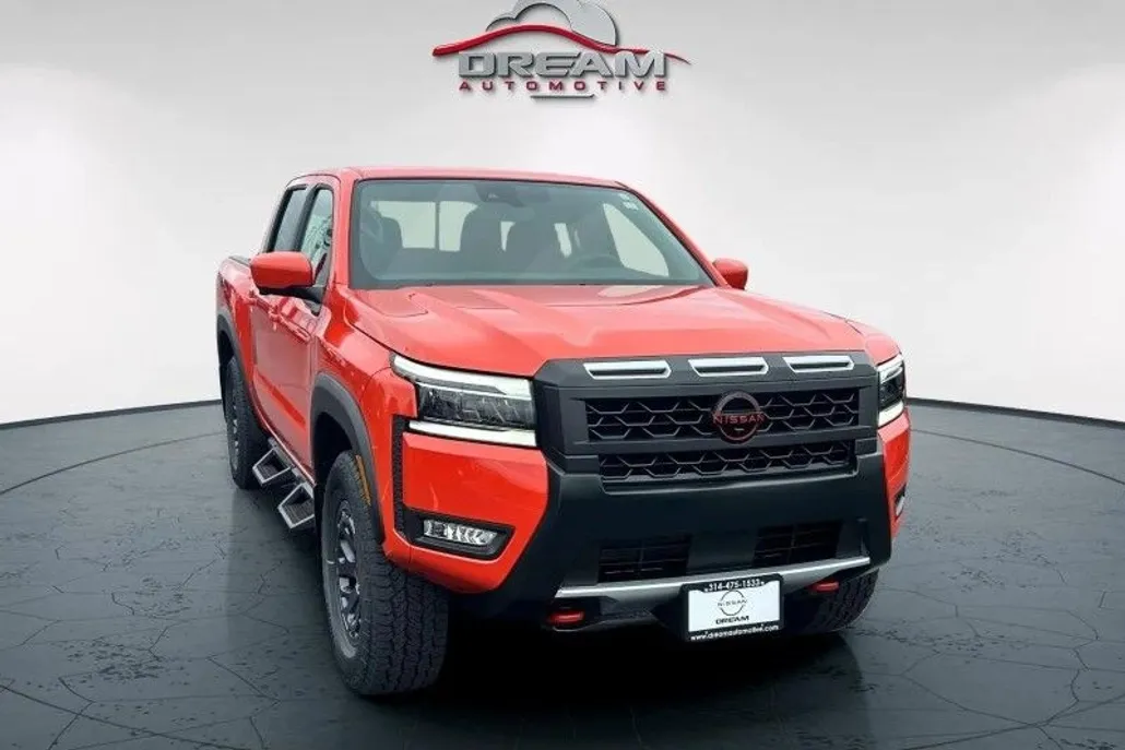 2025 Nissan Frontier PRO-4X photo 1