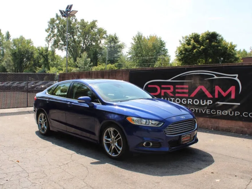 2014 Ford Fusion Titanium photo 1