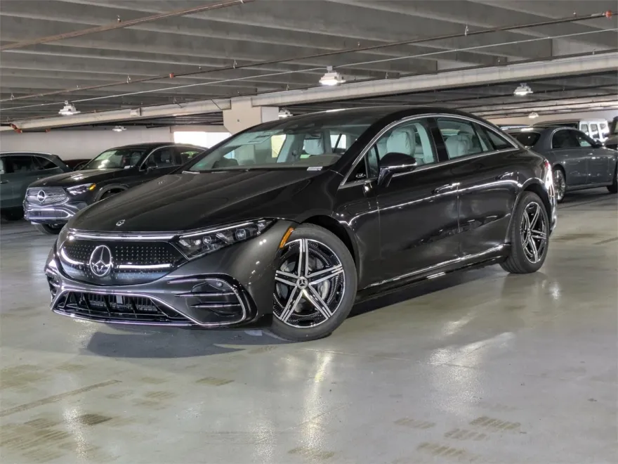 2026 Mercedes Benz EQS Sedan 450 photo 1
