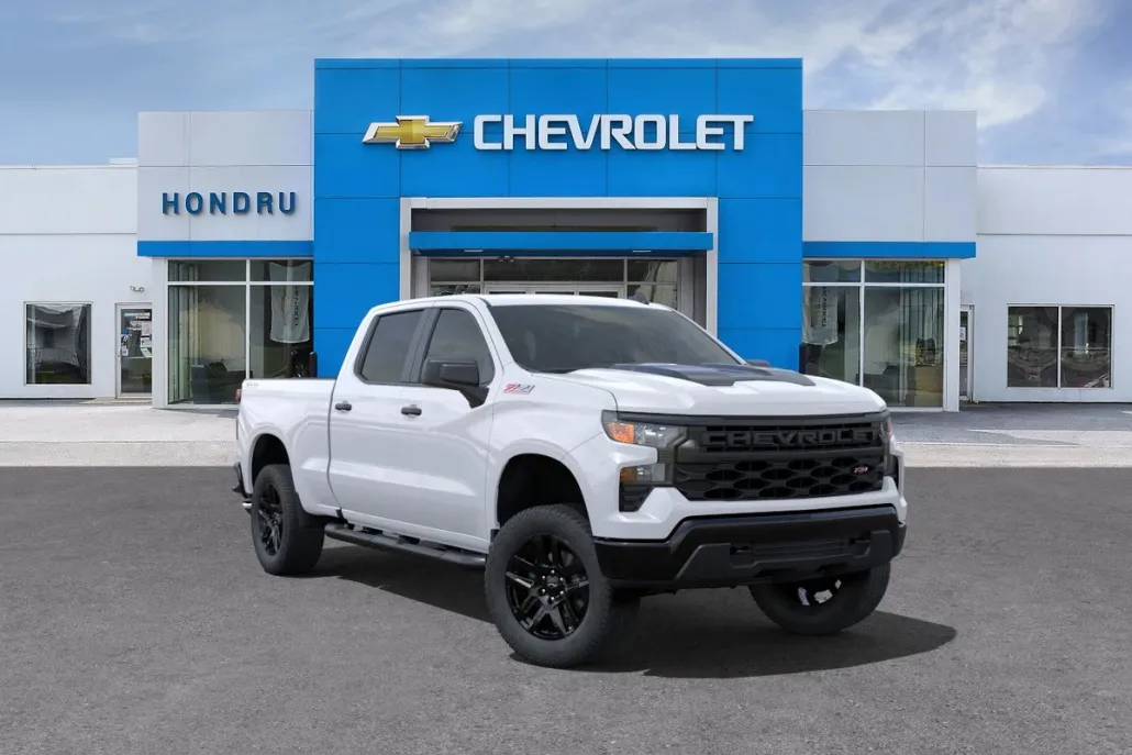 2025 Chevrolet Silverado 1500 Custom Trail Boss photo 1