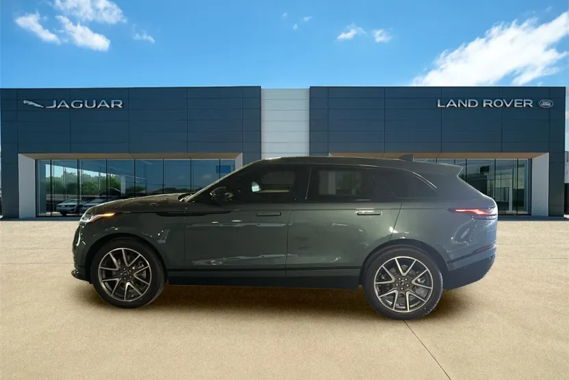 2026 Land Rover Range Rover Velar SE photo 1