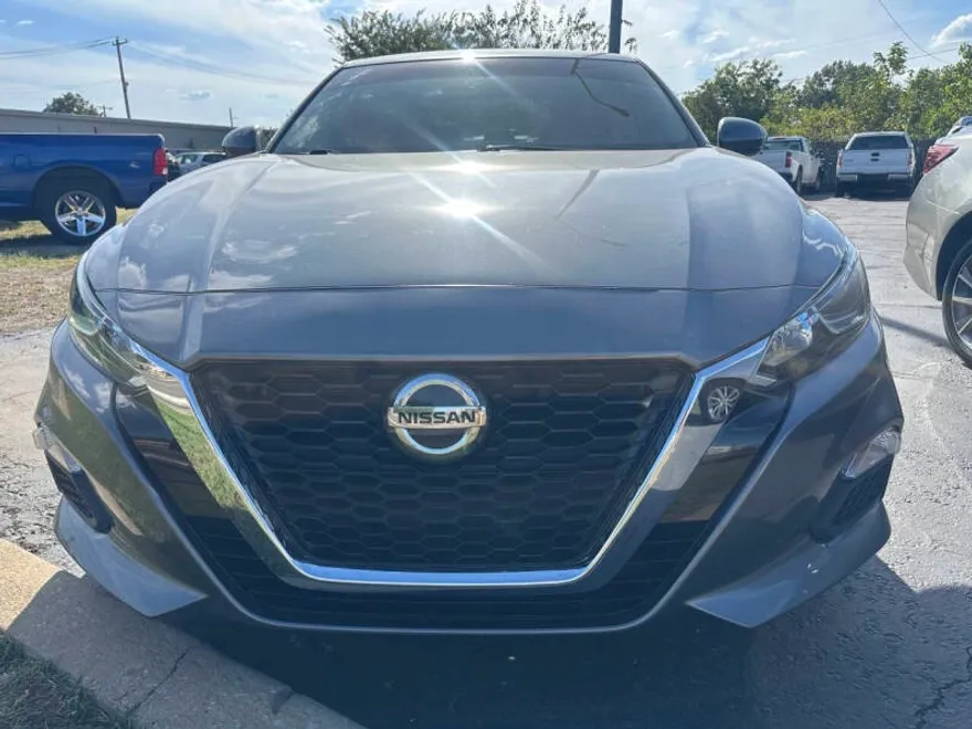 2020 Nissan Altima 2.5 S photo 1