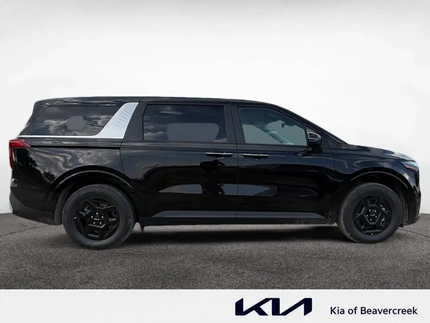 2026 Kia Carnival LXS photo 1