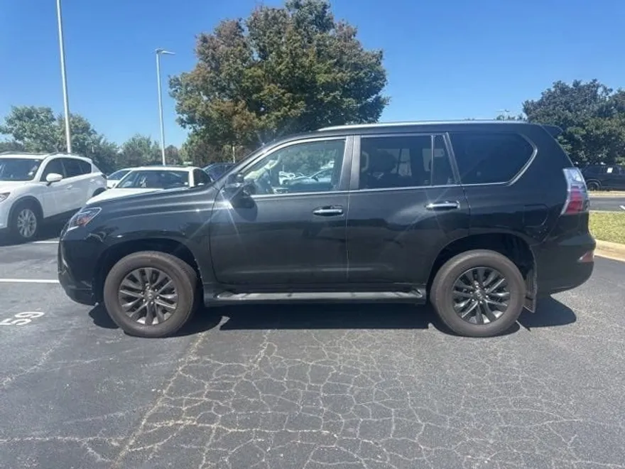 2022 Lexus GX 460 Premium photo 1