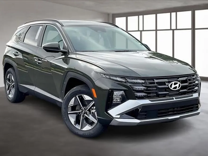 2025 Hyundai Tucson SEL photo 1