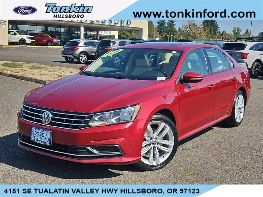 2019 Volkswagen Passat 2.0T Wolfsburg Edition photo 1