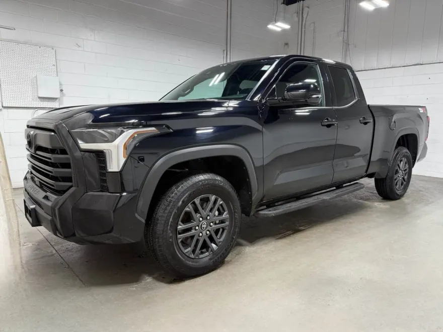 2025 Toyota Tundra SR5 photo 1