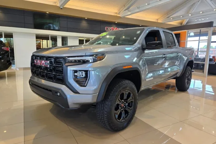2025 Gmc Canyon Elevation photo 1
