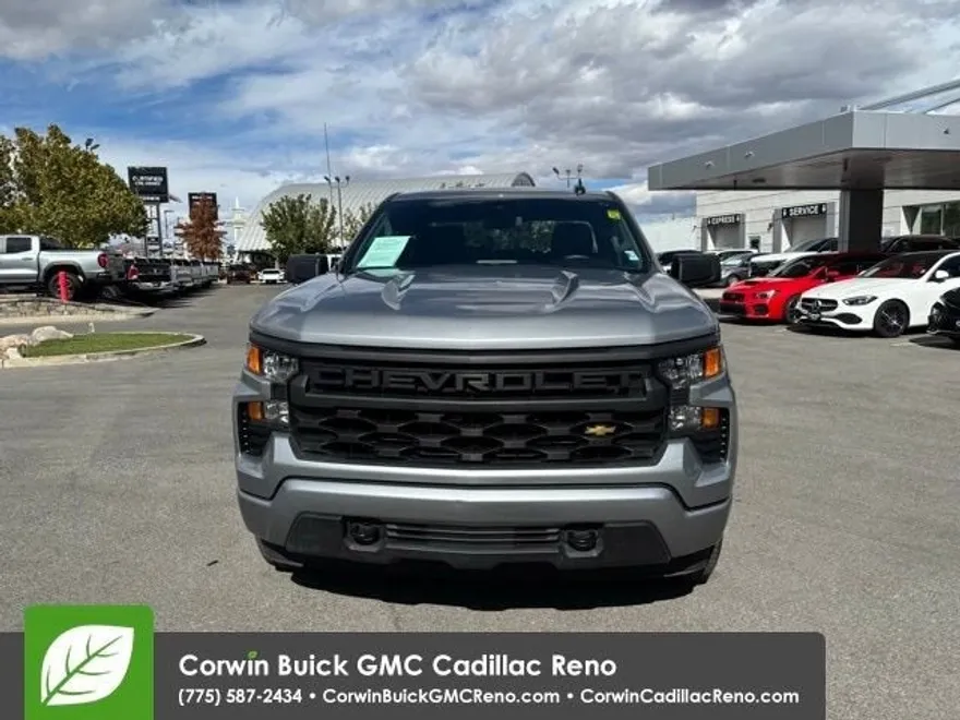 2025 Chevrolet Silverado 1500 Custom photo 1