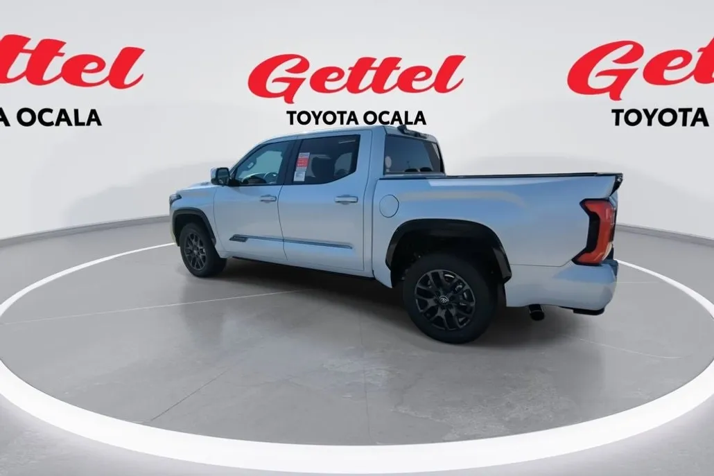 2025 Toyota Tundra Platinum photo 1