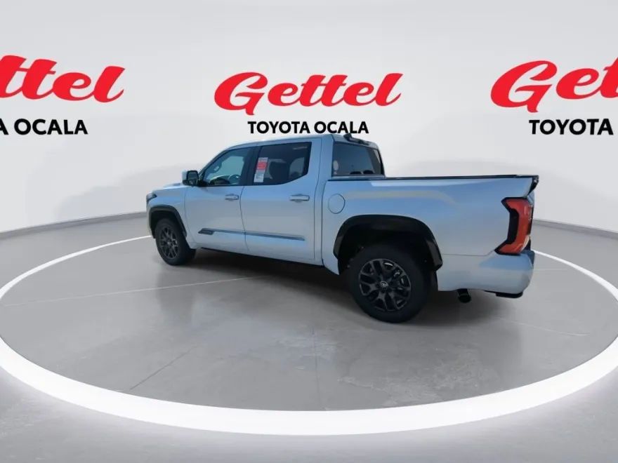 2025 Toyota Tundra Platinum photo 1