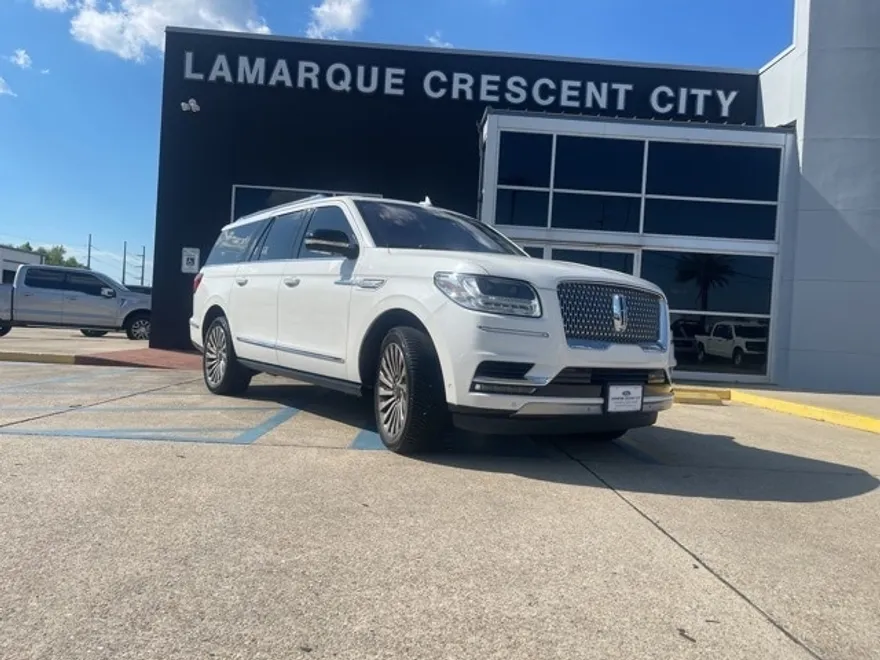 2020 Lincoln Navigator L Reserve photo 1