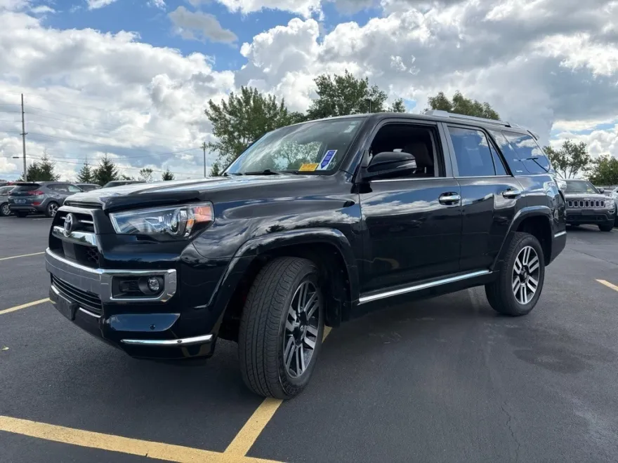 2021 Toyota 4Runner Limited photo 1