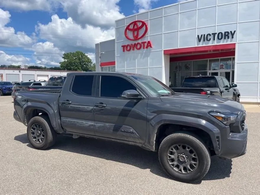2024 Toyota Tacoma TRD Sport photo 1