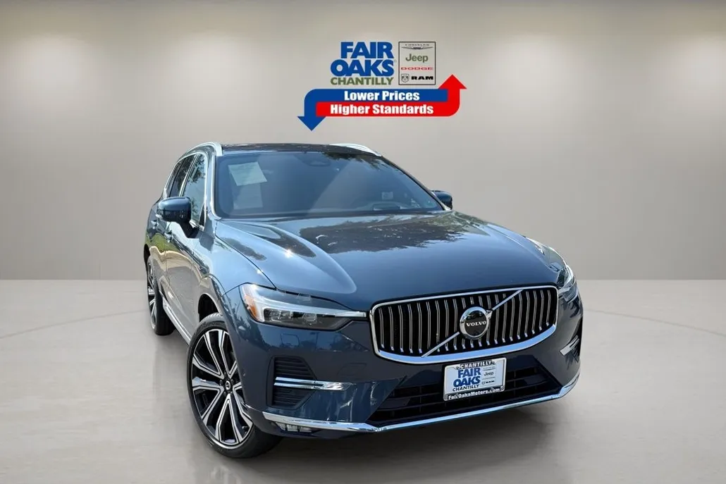 2023 Volvo XC60 B5 Ultimate photo 1