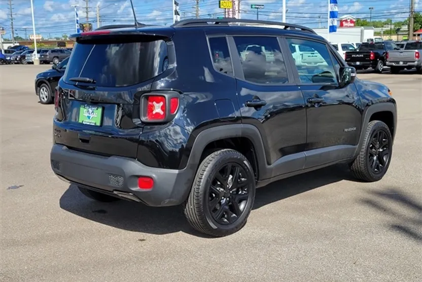 2022 Jeep Renegade Altitude photo 1