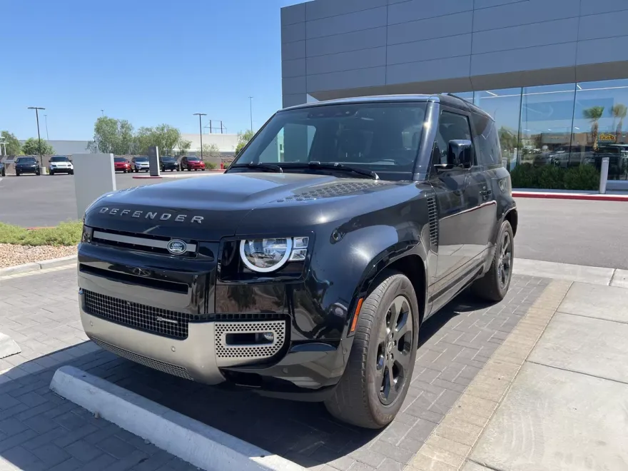 2022 Land Rover Defender 90 X-Dynamic S photo 1