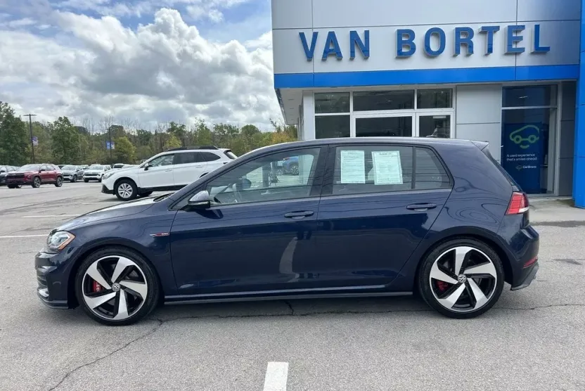 2018 Volkswagen Golf GTI SE Autobahn photo 1