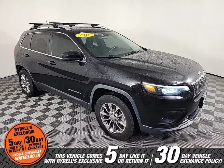 2019 Jeep Cherokee Latitude photo 1