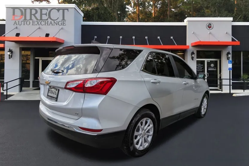 2021 Chevrolet Equinox photo 1